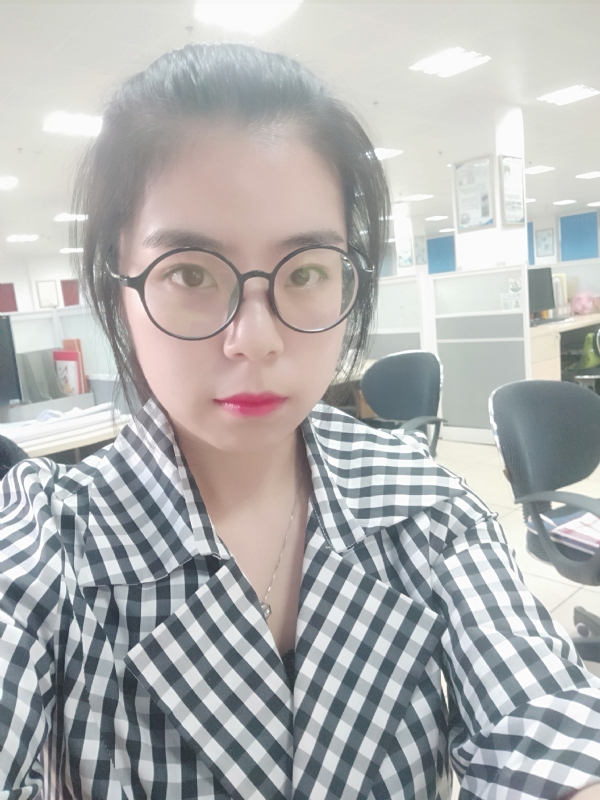 莹莹的第一张照片--石家庄认干亲服务网